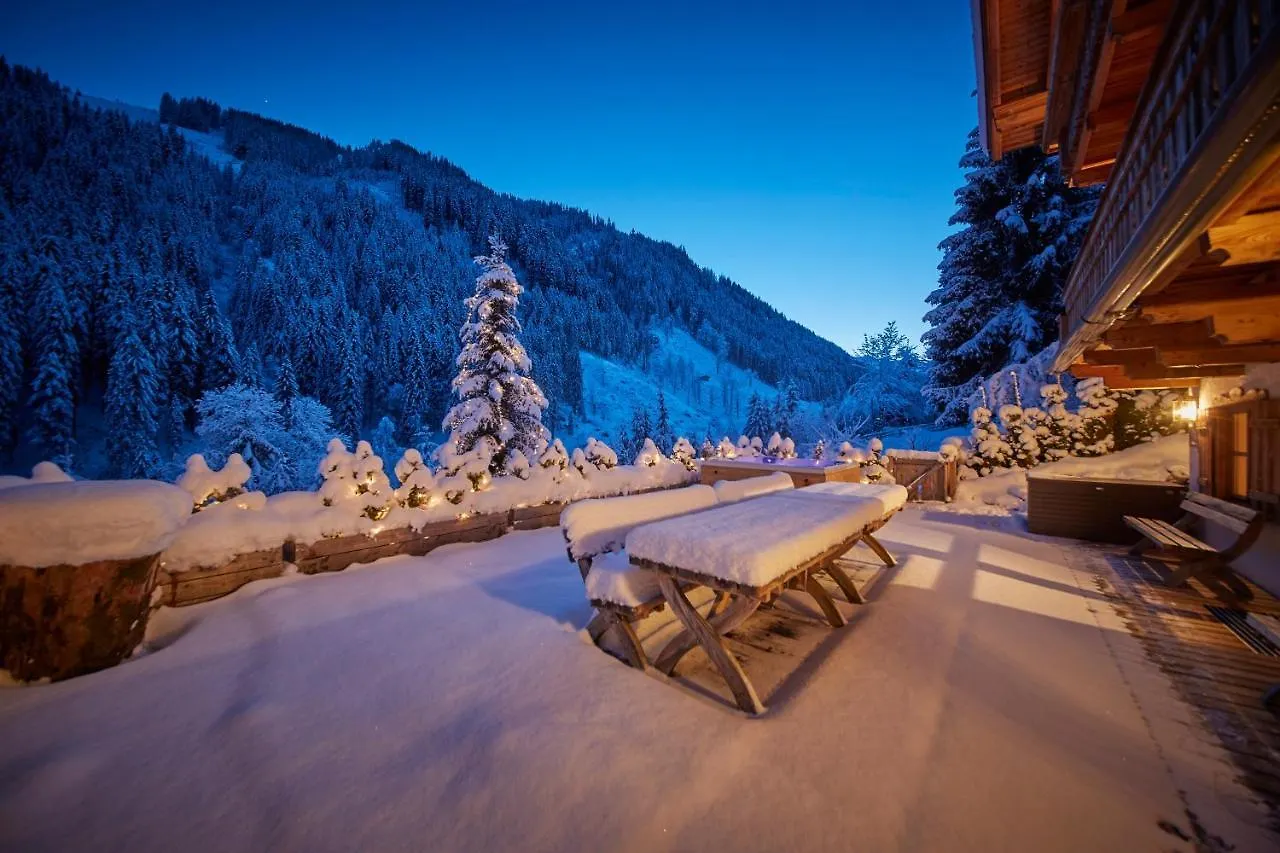 Chalet Tannenbaum Saalbach-Hinterglemm Austria